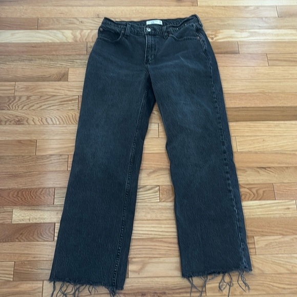 Abercrombie The baggy Low rise denim in size 2 - Picture 1 of 3